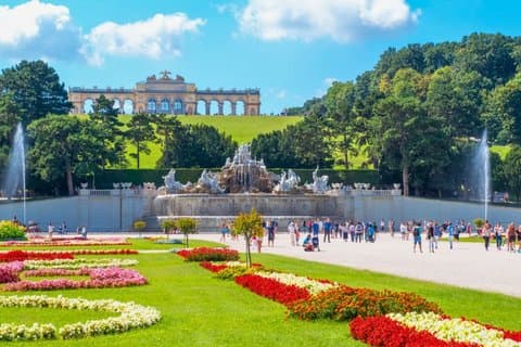 Hoteller i nærheden af Schonbrunn Gardens Pass