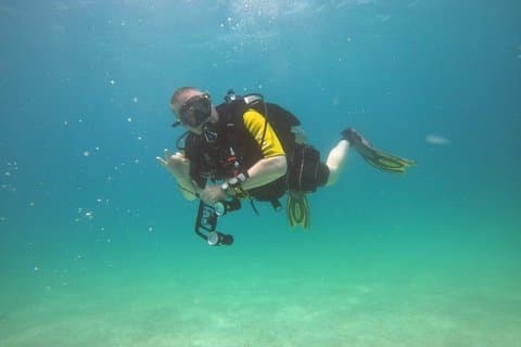 Beginner Scuba Diving 2 duiken met lunch & transfer / Hurghada