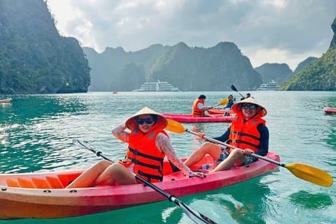 Ha Long Bay Luxury Cruise: Limousine, Kayak, Buffet, Cave, Beach