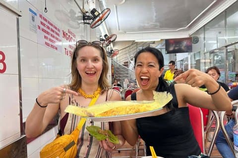 Saigon Street Food & Hidden Alleys på motorcykel– 7/9/12 Tastings
