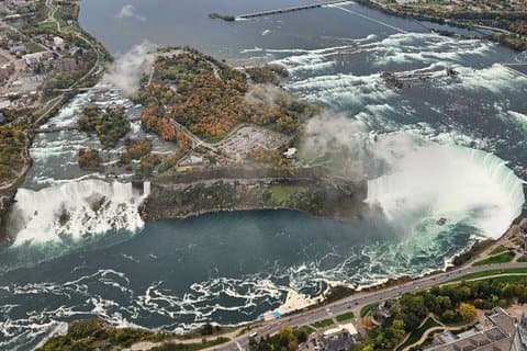 Dagtrip Niagara Falls door de lucht met seizoensmeisje van de mist