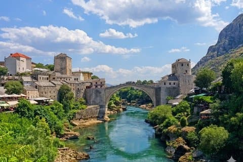 Private Luxustour zu den Wasserfällen von Bosnien, Mostar und Kravica