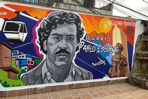 Pablo Escobar Tour Medellín: Besøg på La Catedral fængslet (Private)