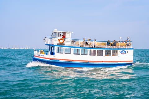 Hoteller i nærheden af Chicago River and Lake Michigan History Boat Tour
