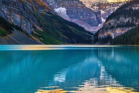 Lake Louise Sunrise Small Group Tour