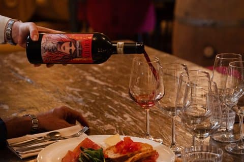 San Gimignano : Un moment de goût Déjeuner léger & dégustation de vin