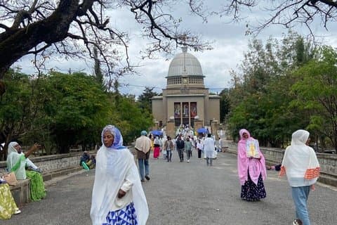 Scenic Debre Libanos en Portugese Bridge Tour