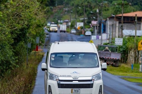 Servizio navetta da La Fortuna a San Jose City o Aeroporto PM