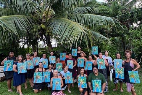 Paint & Sip Experience Rarotonga