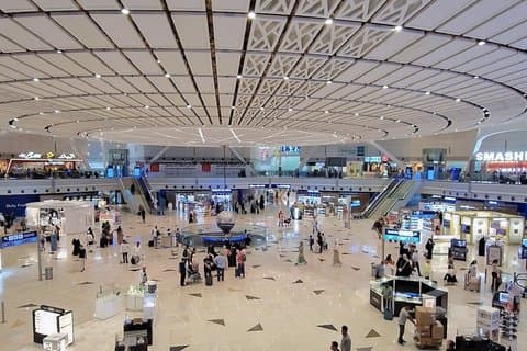 Jeddah King Abdulaziz Airport to Makkah (Mecca) City Transfer