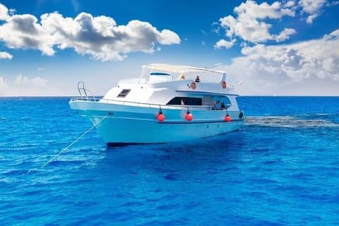 Aventura en crucero por la isla blanca de Sharm El Sheikh y Ras Mohamed