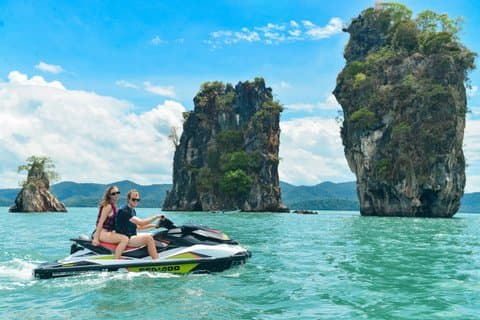 Phuket Jet Ski avventura guidata con pranzo e soste sull'isola
