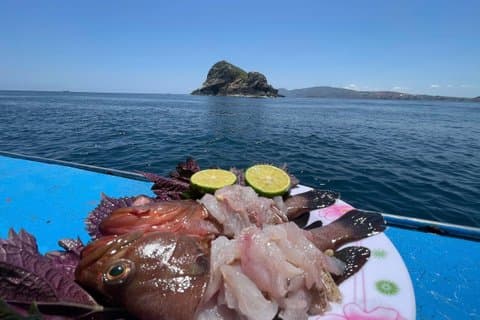 Quy Nhon Fishing Boat Experience with Catch and Cook Lunch