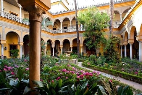 Sevilla: Palacio de las Dueñas og Casa de Pilatos tur