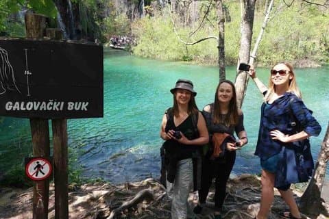 Tagestour zu den Plitvicer Seen ab Zadar, einfach und sicher