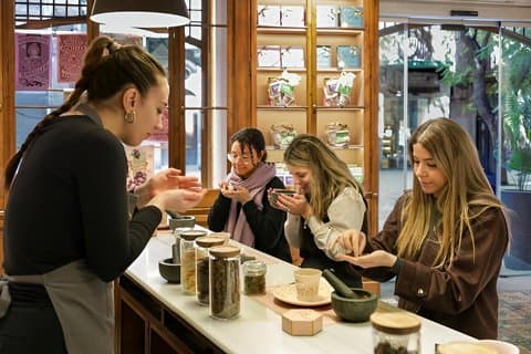 El Born Drakenjacht en Chocolade Workshop
