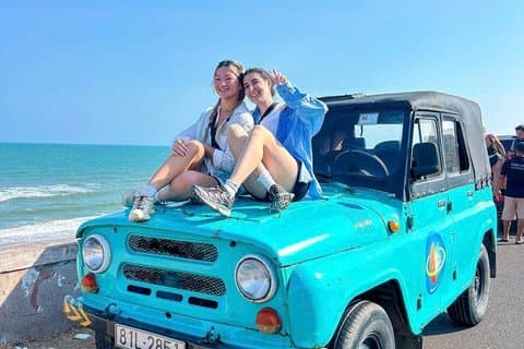 Mui Ne Jeep Adventure : 地元のガイドと一緒に見どころを巡る