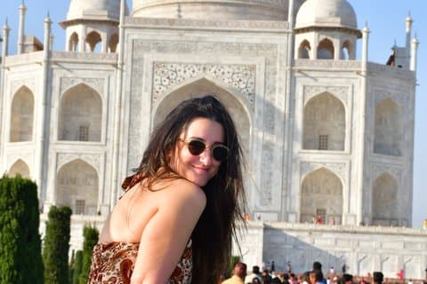 Same Day Bangalore to Agra Taj Mahal Tour with Round Trip Flights