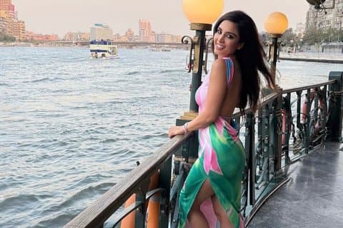 Experiencia de crucero de lujo por el Nilo en El Cairo por la noche