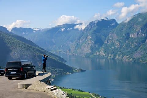 Tour di un giorno della ferrovia di Nærøyfjord per piccoli gruppi, vichinghi e Flåm