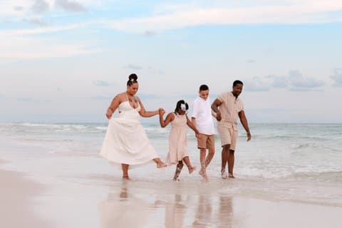 Private Vacation Photoshoot with Photographer in Seabrook Island