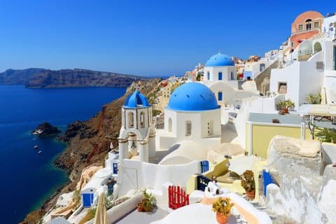 Santorini: Private 3-Hour Highlights Custom Tour with a local