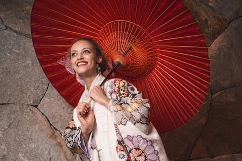 Luxury Kimono Photoshoot in Ginza – Private Cultural Experience