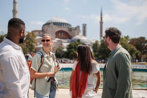 Istanbul Som en lokal heldags matkryssning och basarupplevelse
