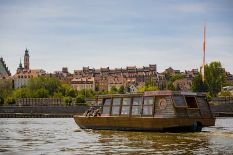 Warszawa traditionelle skib krydstogt langs Vistula floden