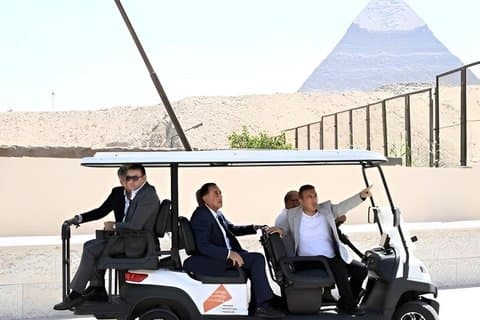 VIPAll inclusive Access Giza Pyramids&Tombs Sphinx with Golf Cart