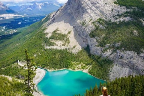 Banff, Johnston Canyon Lake Minnewanka One Day Tour