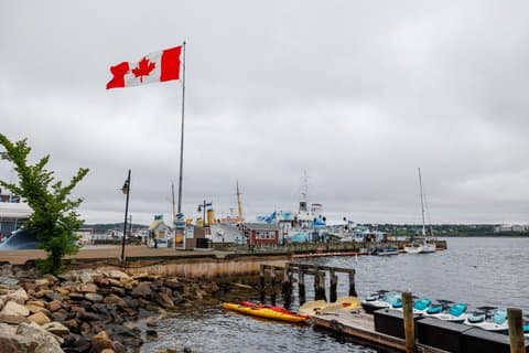 Halifax Waterfront Tour med Pier 21 och Titanic Cemetery