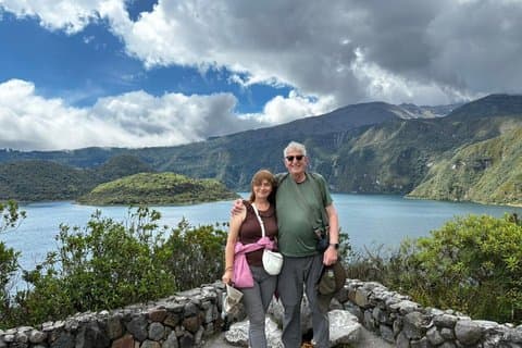 Otavalo Market Tour och Cuicocha Lagoon
