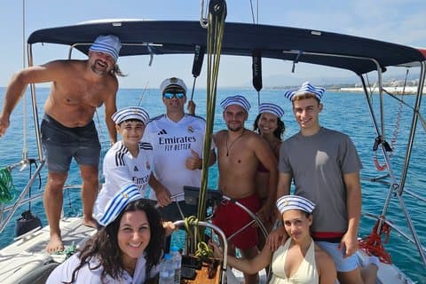 Private Experience, Elan 37 Dolphins in Marbella 2 hours,drinks