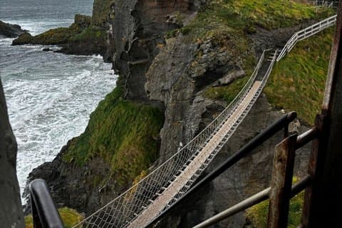 North Coast Mega Tour för upp till 16 passagerare.