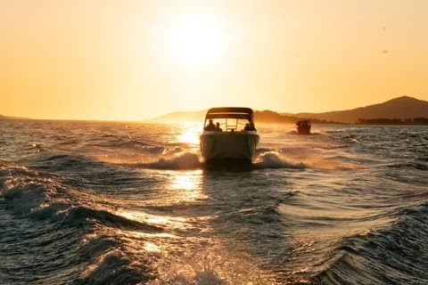 Half-Day Private Blue Lagoon Island Tour in Croatia