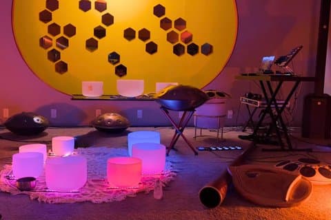 Esperienza Sound Bath a Osaka
