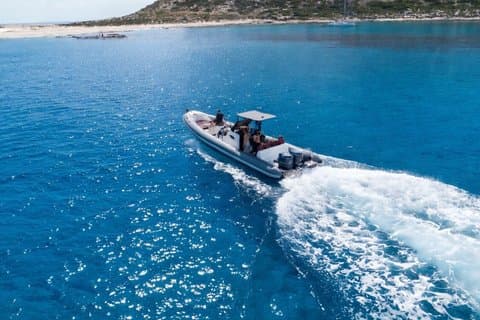 Privat halvdag morgen cruise med angrepsbåten