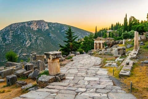 Delphi und Osios Loukas Kloster Tagestour von Athen