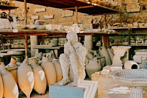 Besøk Pompeii-utgravningene fra Salerno