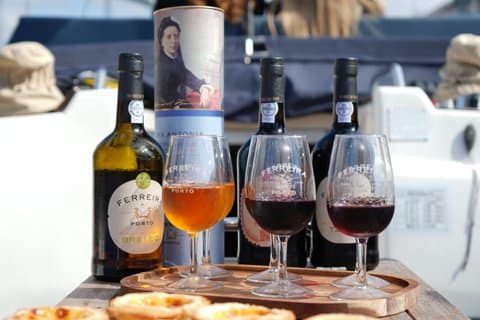 Porto : Luxury Boat Tour in the Douro with Porto Wine and Nata