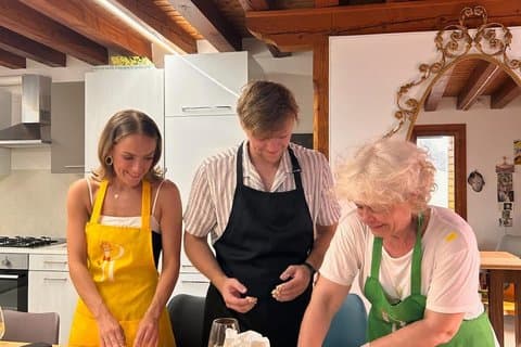 Express Venice Cooking Class: Fresh Pasta, Tiramisù & Wine