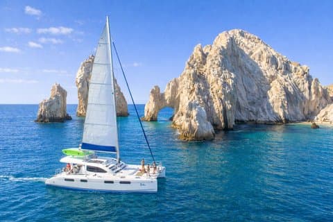 Los Cabos Catamaran Tour med snorkling frokost og åben bar