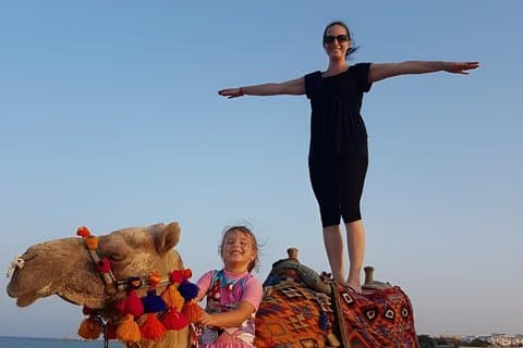 Kamelentocht van een uur door de woestijn met transfer / Hurghada