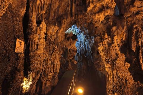 Esplora Antiparos Town Tour con i mezzi di trasporto