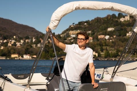 Rent A Self Drive Boat On Lake Como