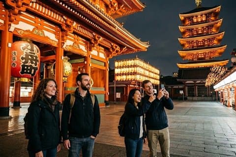 Tokyo Asakusa Night Photo Tour: Quiet Streets & Lit Temple