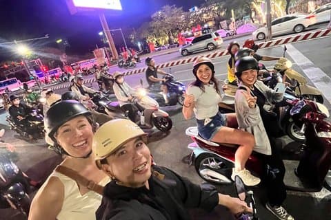 Da Nang Sightseeing Tour by Scooter – 10 Local Tastings