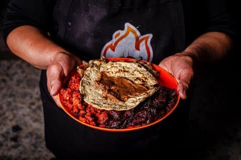 コヨアカン・テイルズメキシコシティ・フードツアー(12+試食付き)