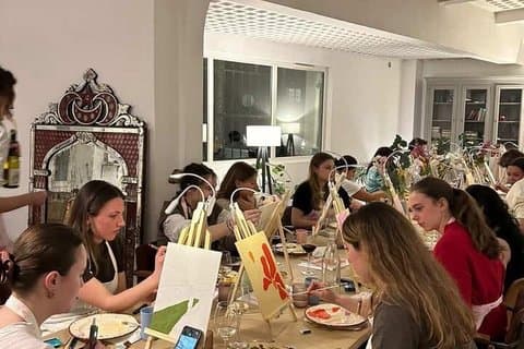 Tårtverkstad och kreativ måleriupplevelse i Paris